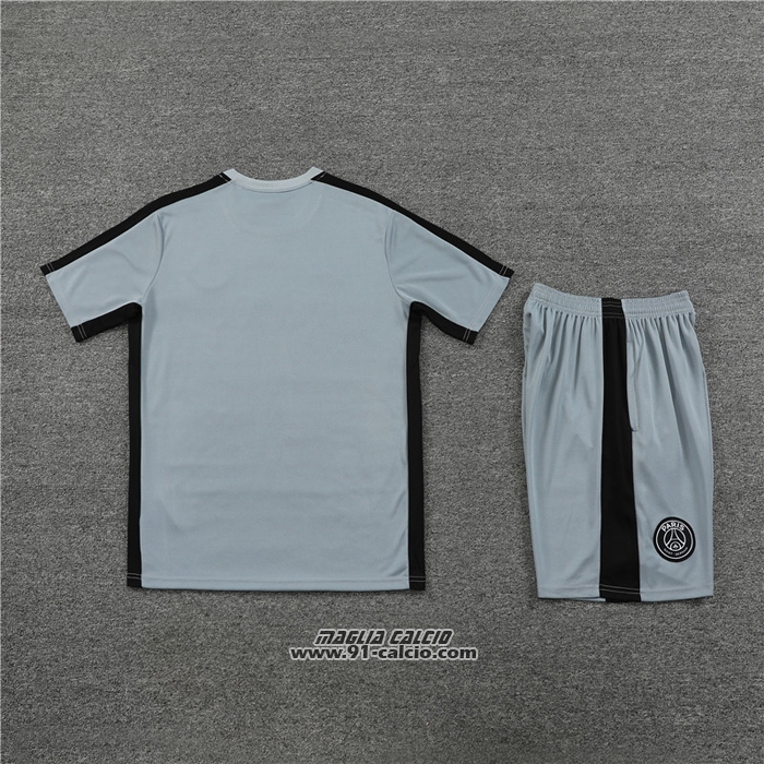 Tuta da Track
 Paris Saint-Germain Jordan Manica Corta
 2023-2024 Grigio
 - Pantaloncini
